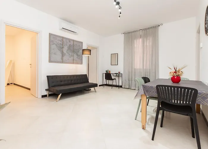 Apartamento Nuovo A Pochi Minuti Da Stazione Treni E Aeroporto Génova